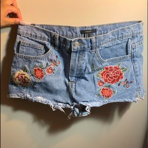 plus size light blue jean shorts with flowers